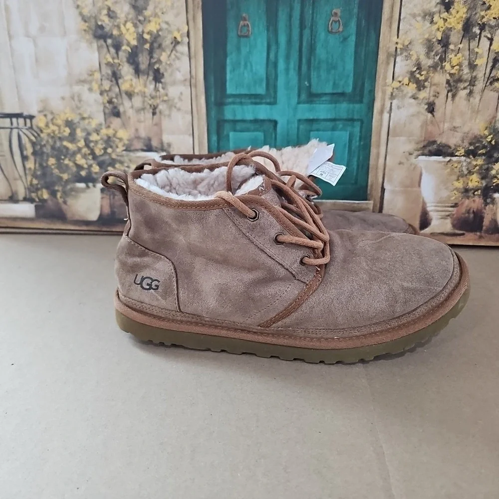 UGG NEUMEL 3236 Men's Boot Size 11-‎ Brown/Chestnut